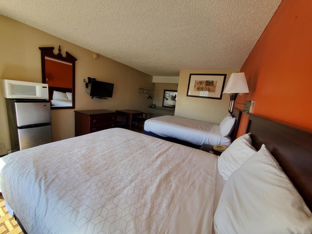 Relax Inn Henryetta Ngoại thất bức ảnh